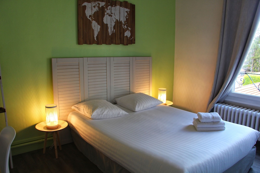 Standard Double Room photo 2