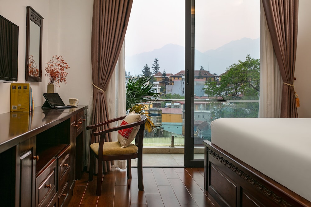 Deluxe Double Room, Balcony photo 2
