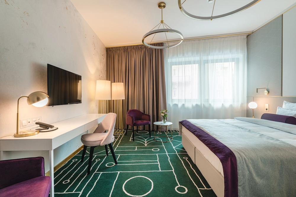 Deluxe Double or Twin Room - Photo 1