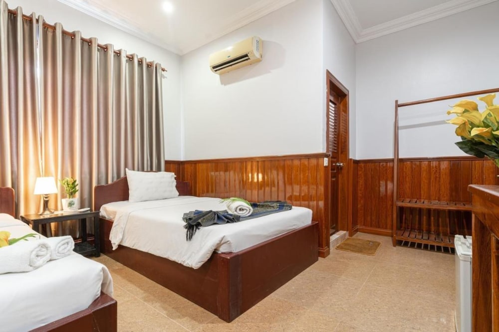 Comfort Twin Room, Private Bathroom