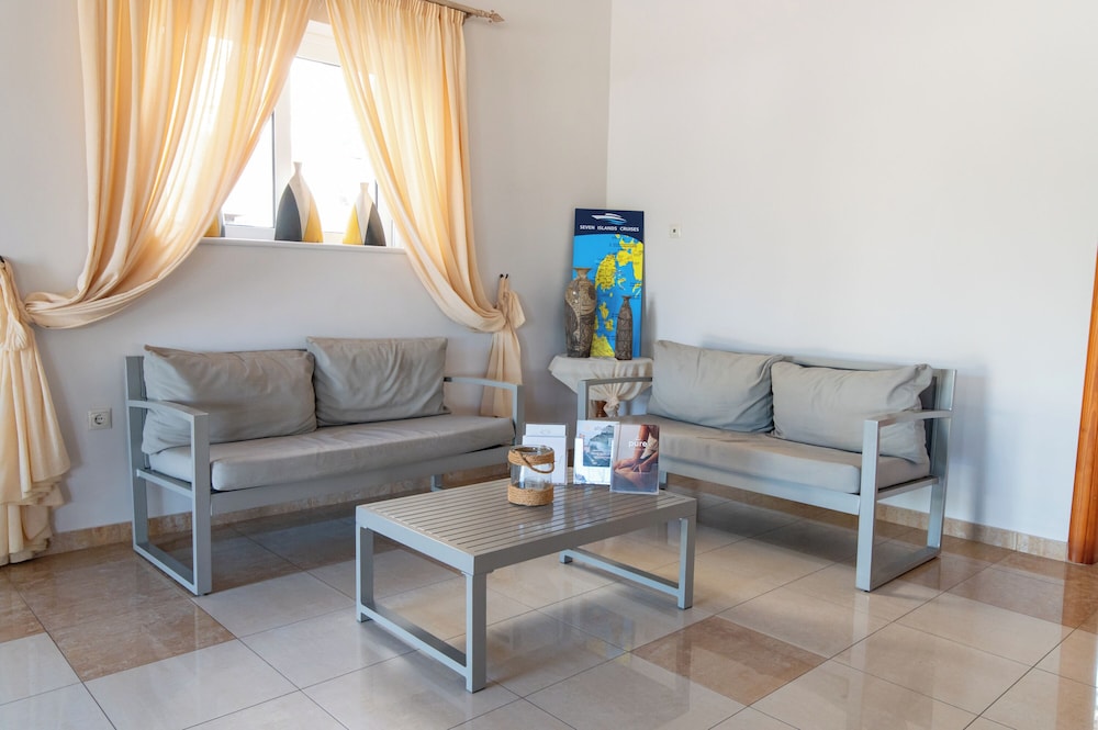 Triple Room, Balcony, Ocean View