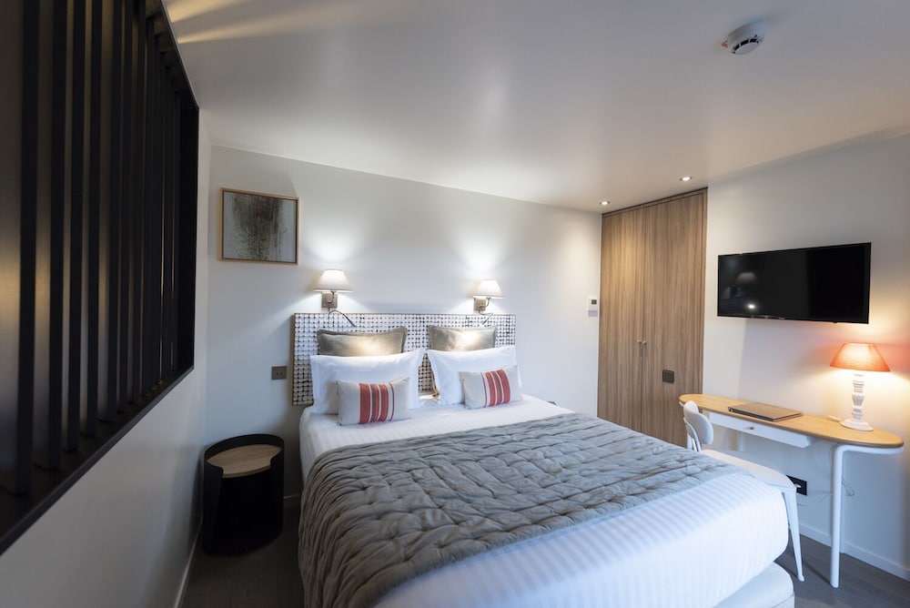 Family Quadruple Room (Ambroisie) - Photo 12