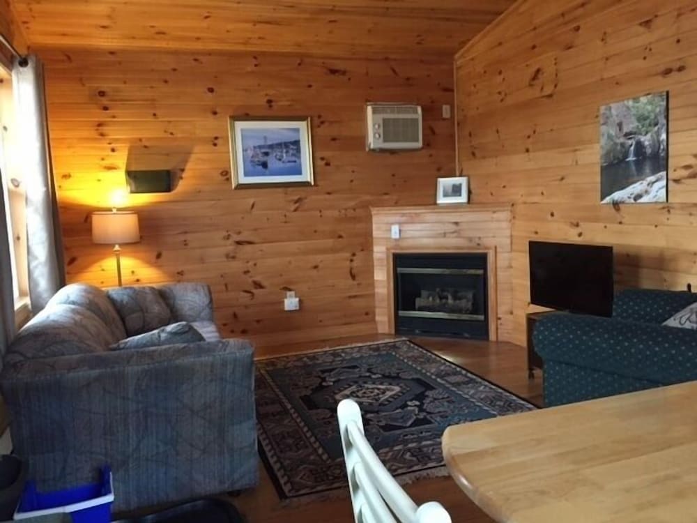 Cottage, 2 Bedrooms photo 3