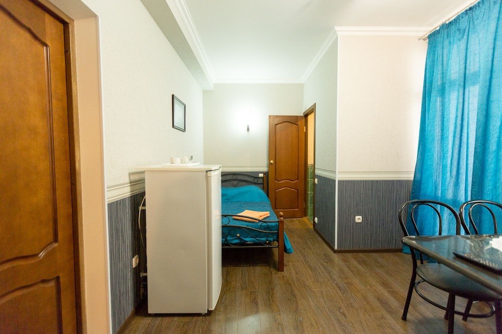 Comfort Quadruple Room, 2 Bedrooms, Balcony photo 2