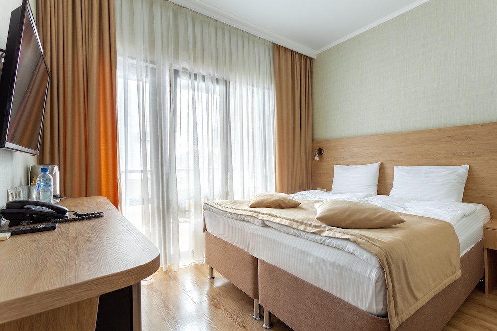 Standard Double Or Twin Room photo 3