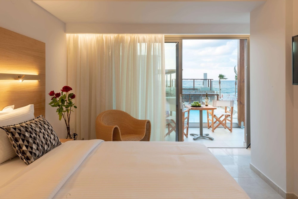 Deluxe Suite, Sea View