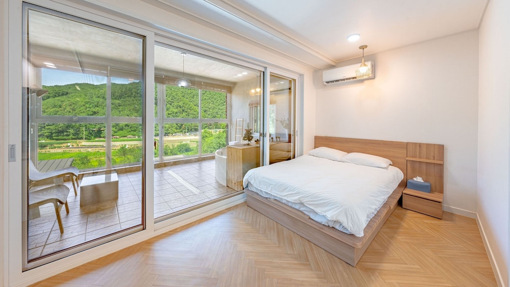 Basic Room, 1 Bedroom (spa(random1)) - Photo 12