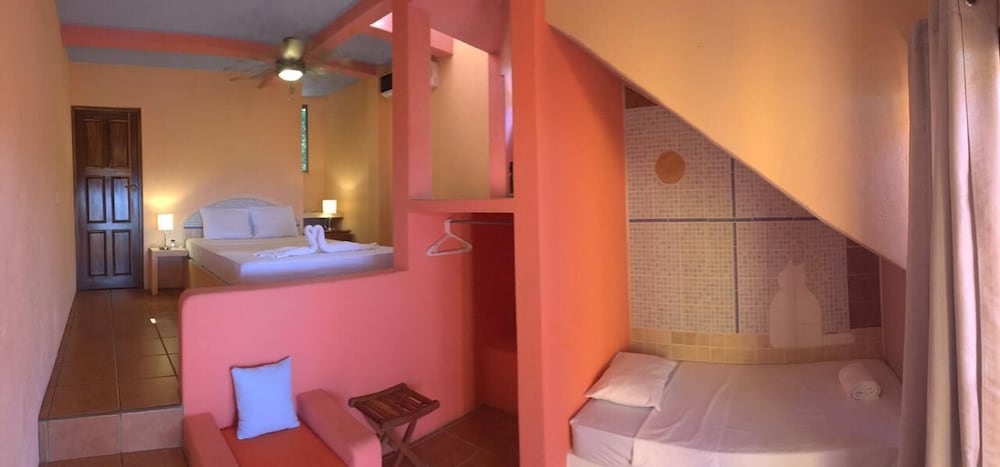 Family Triple Room, Multiple Beds photo 2