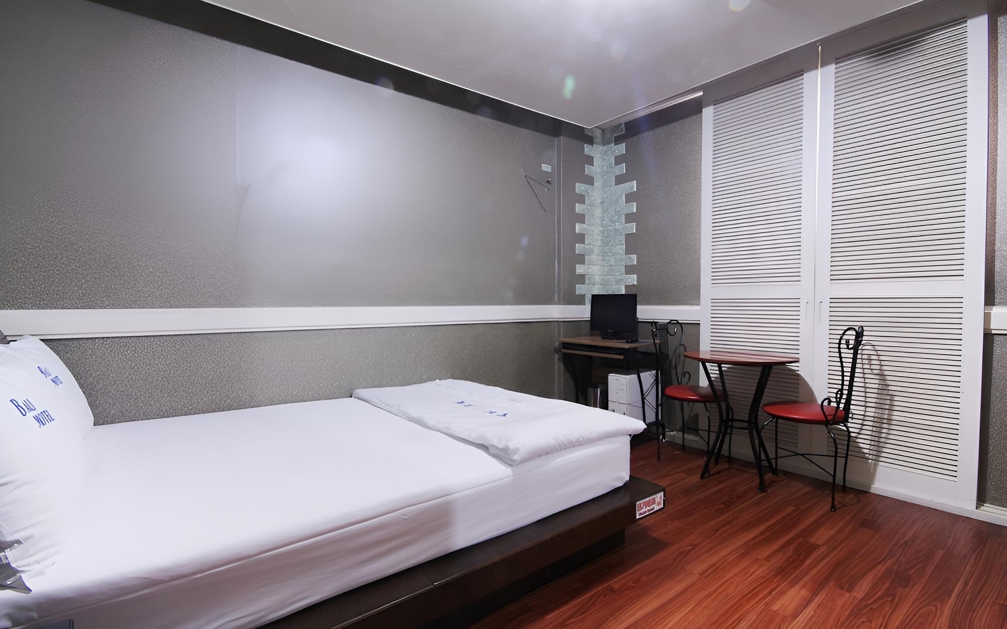 Room (Standard Room A) photo 2
