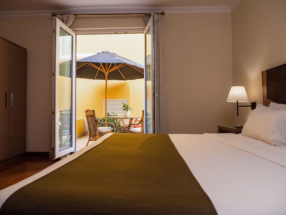 Superior Room, 1 King Bed, Terrace - Photo 2