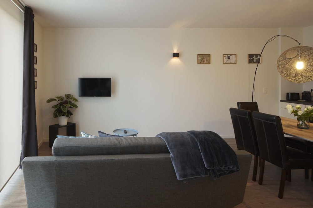Executive Apartment photo 2