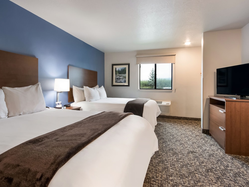 Room, 2 Queen Beds photo 1