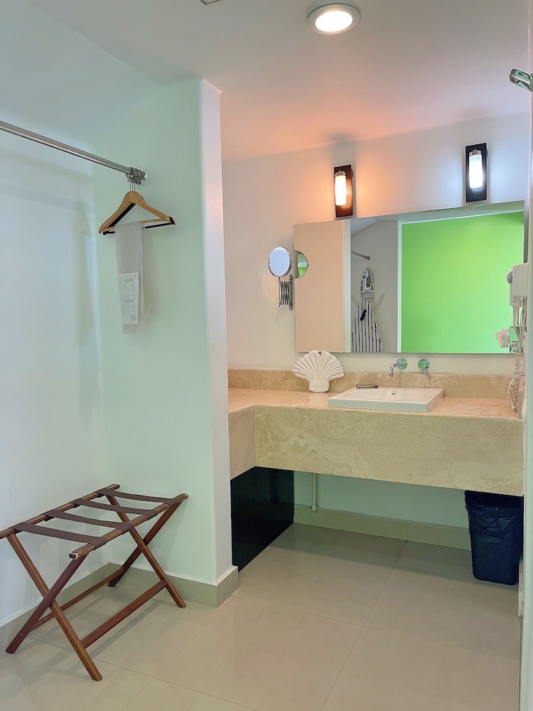 Junior Suite - Photo 6