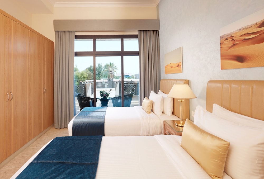 Seashell Paradise Five Bedroom Suite