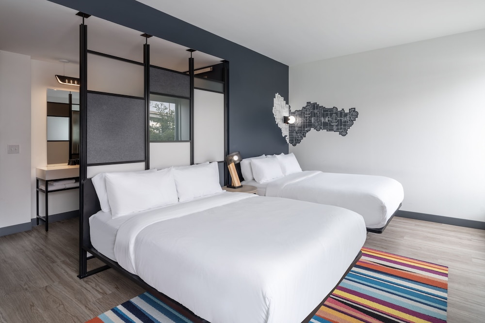 Room, 2 Queen Beds (Mobility Accessible, Roll-in Shower) - Photo 1