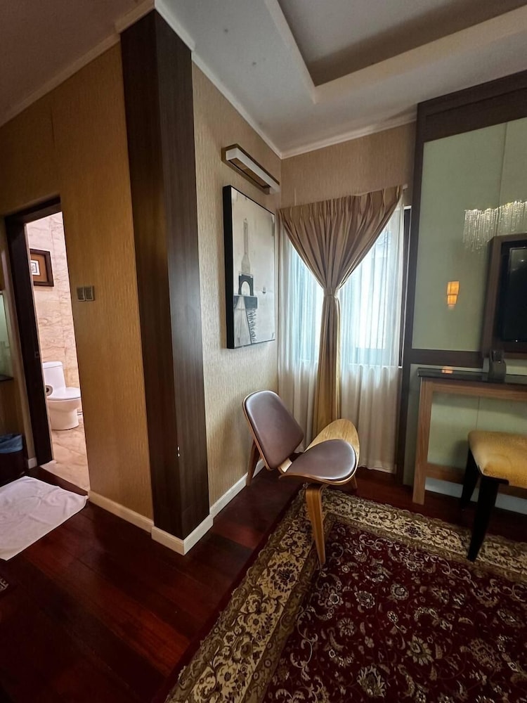 Premium Triple Room