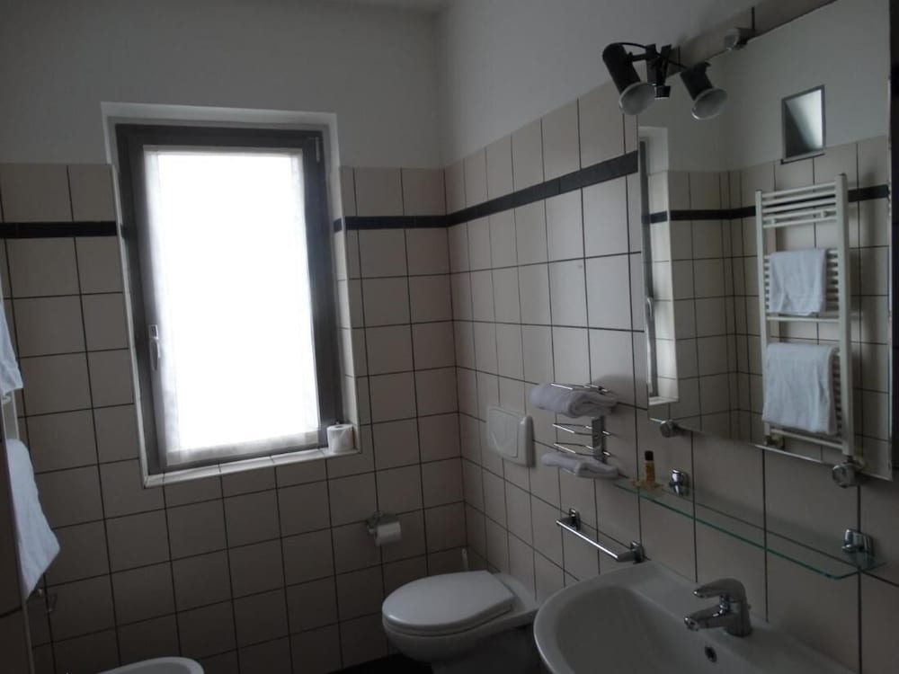 Huone Vieraiden Huone - Alba Village Hotelli Huone Twin Sängyt, Kuva 31