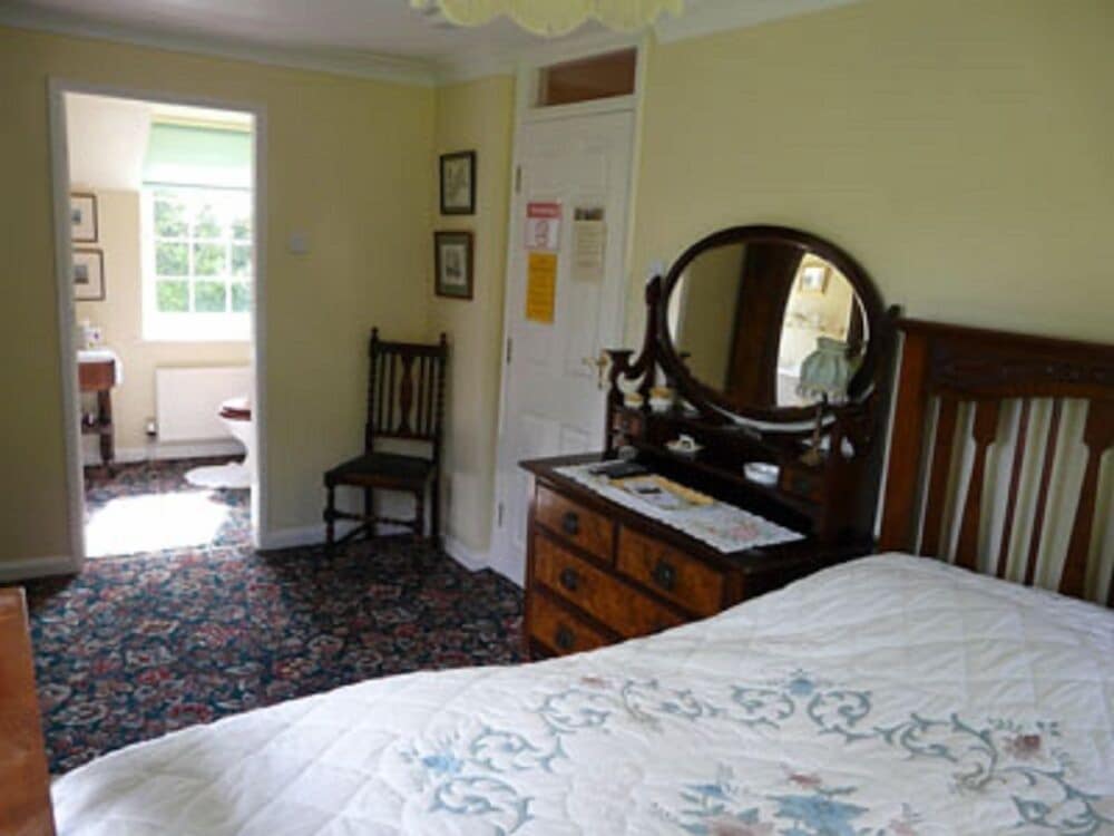 Classic Double Room (Primrose Suite ) photo 2