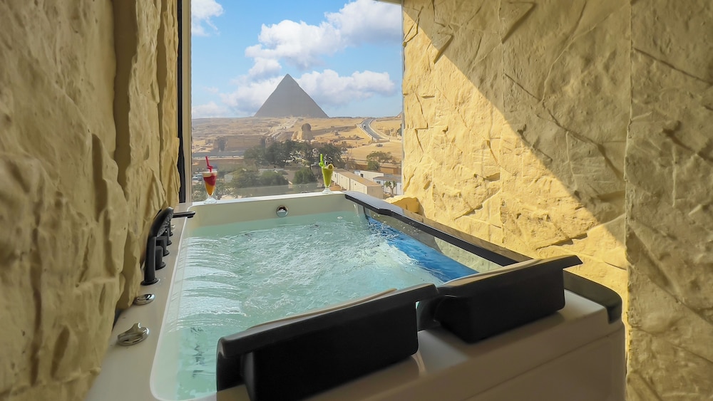 Royal Double or Twin Room, Hot Tub photo 1