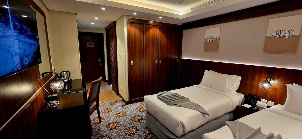 Deluxe Double Room photo 3