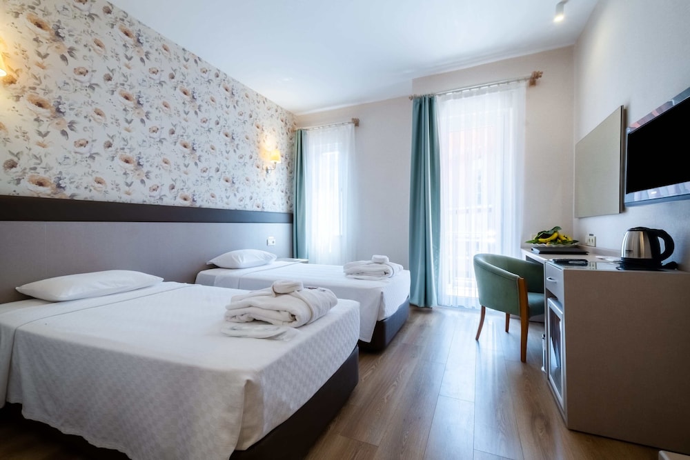 Standard Single Room photo 2