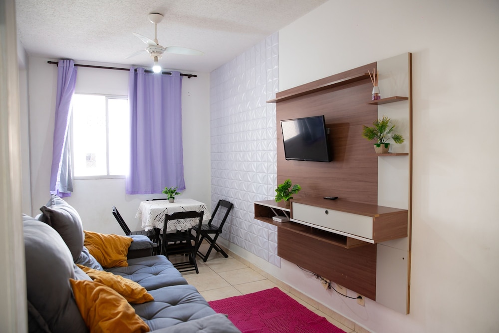 Apartment, Smoking