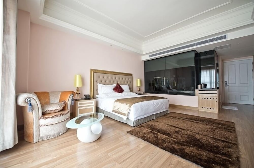 Deluxe Double Room A