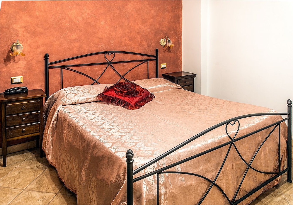 Standard Triple Room, Hill View