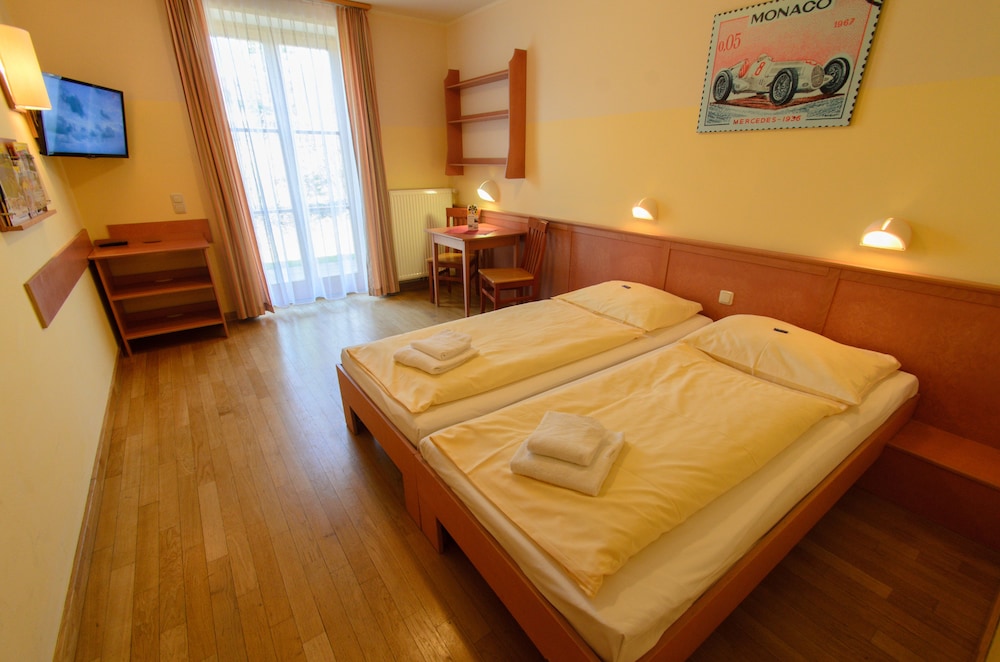 Double Room photo 3