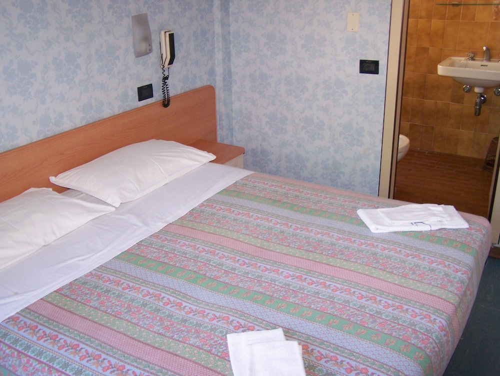 Double Room Single Use