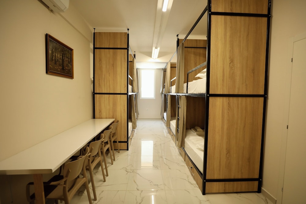 Mixed Dormitory Room
