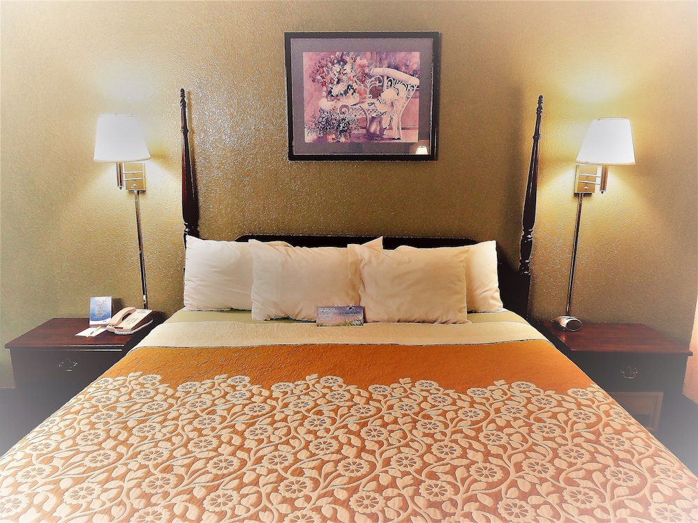 Standard Room, 1 King Bed - Photo 3