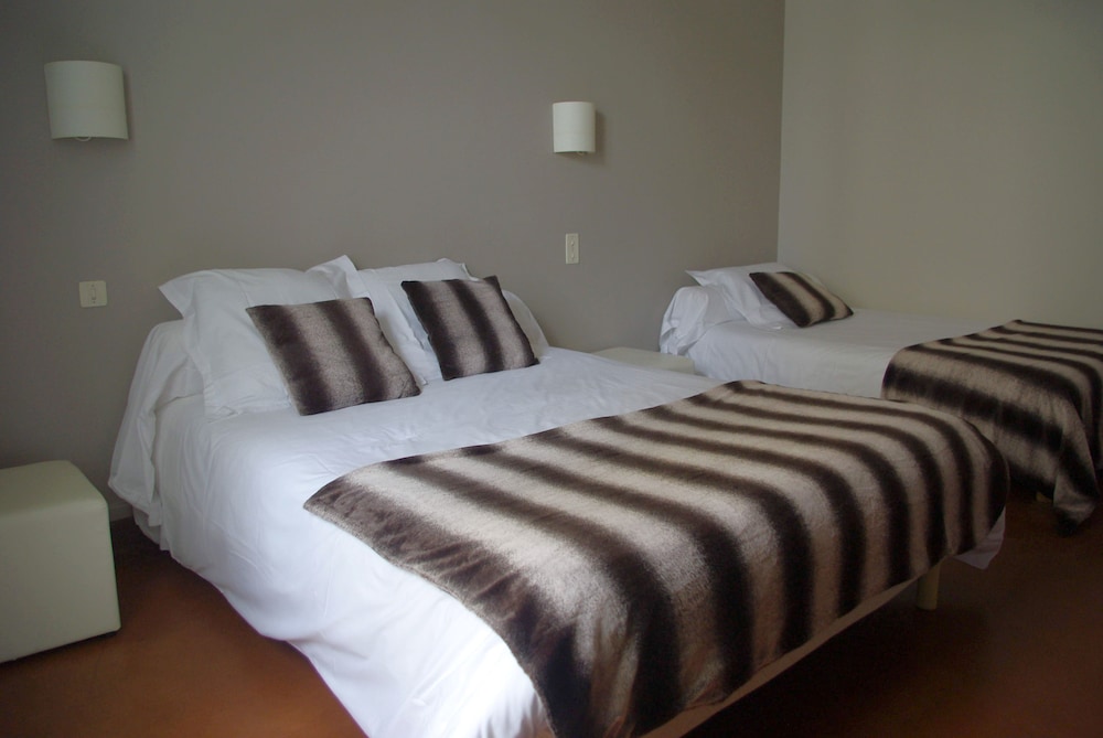 Triple Room Shared Bathroom