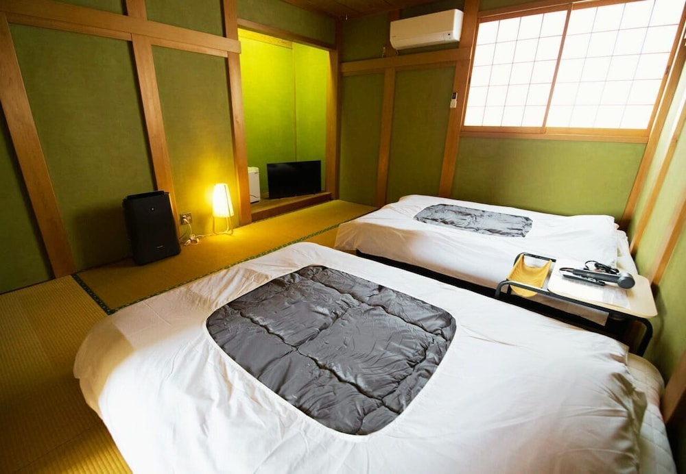 Japanese-style Twin Room, 2 Double Beds, Mountain View