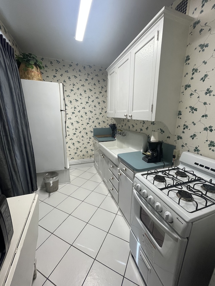 Helena Suite 23 - Photo 5