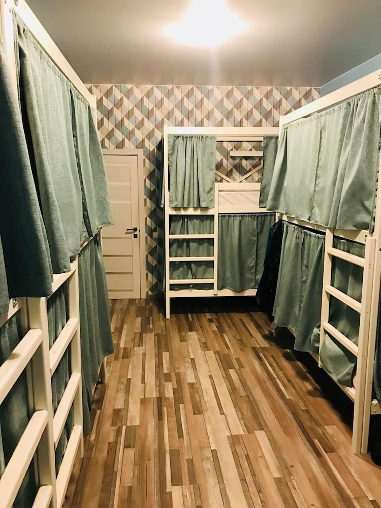 Shared Dormitory, Women only, Shared Bathroom (8 beds) photo 2