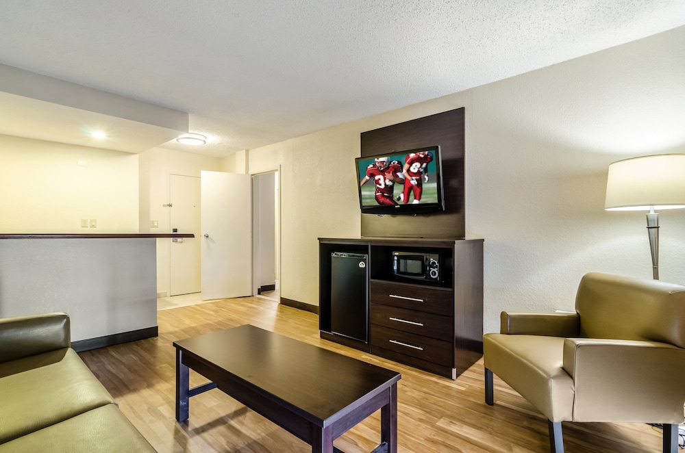 Suite, 2 Bedrooms (2 Double Beds w/Sofa Beds, Smoke Free) photo 2