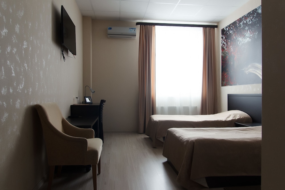 Standard Twin Room photo 2