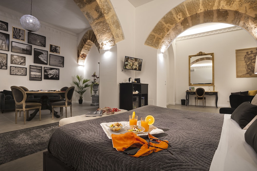 Family Studio Suite, Annex Building