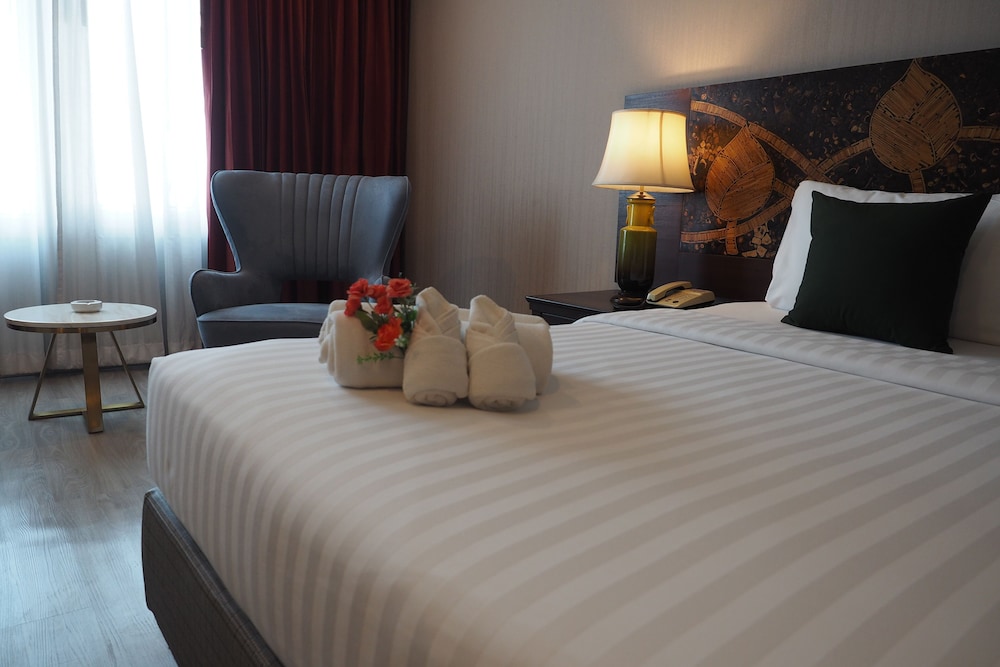 Deluxe Empress King Room photo 2