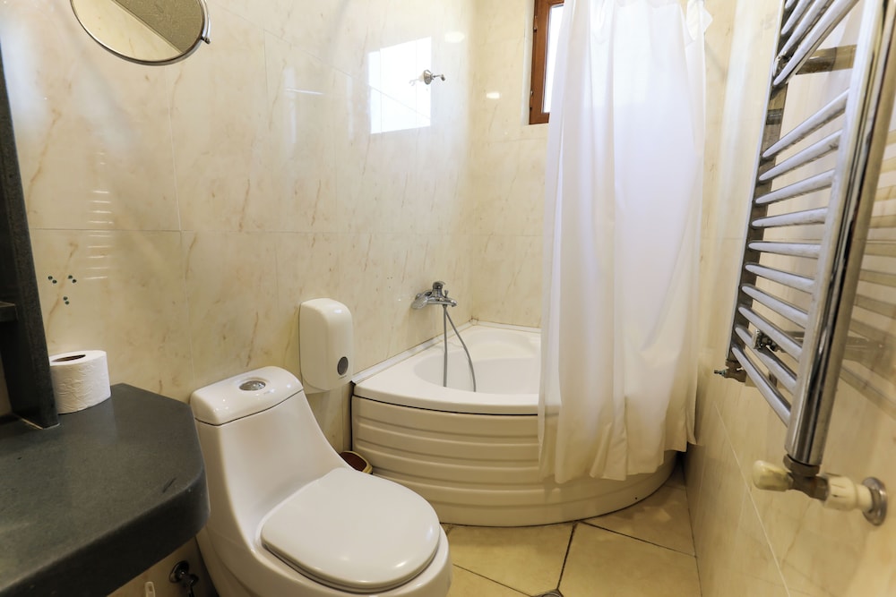 Comfort Quadruple Room - Photo 4