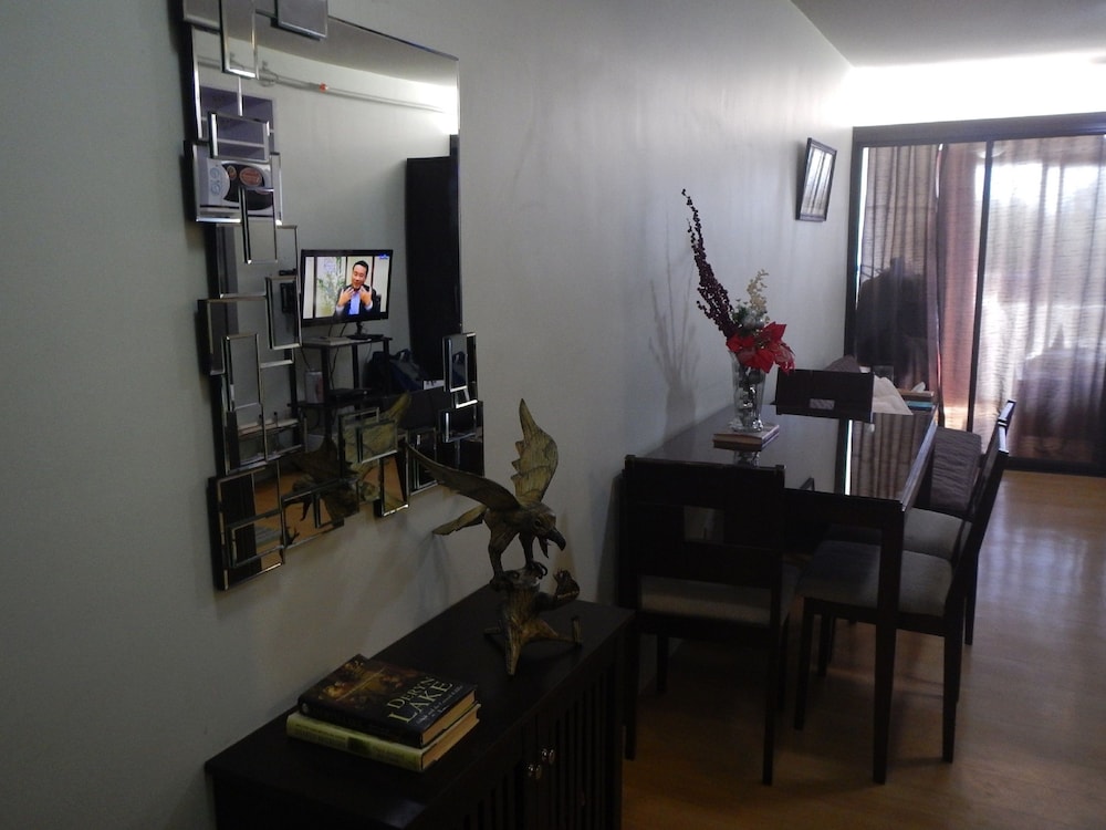 1 Bedroom Condo, Unit 4/416 photo 1