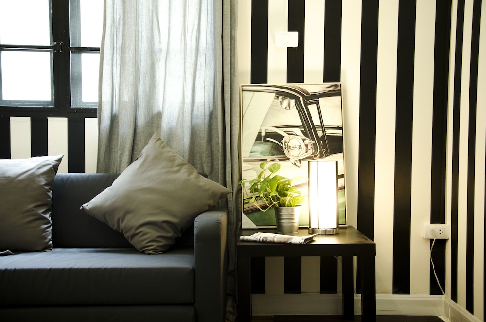 The Stripe-3b (Check In Time Within 18.00pm Only, Shared Bathroom) photo 2