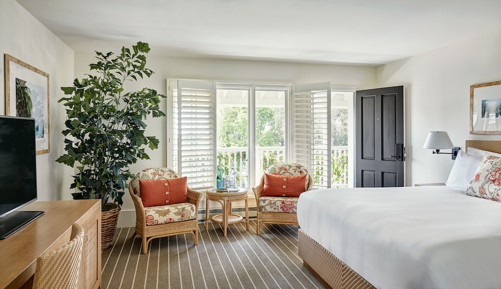 Classic Room, 1 King Bed, Fireplace