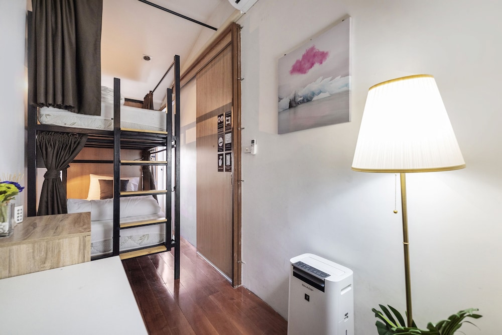 Shared Dormitory, Men only photo 3