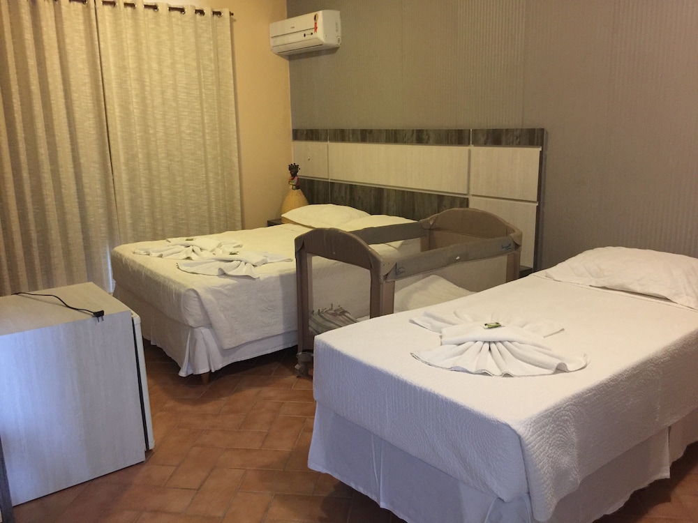 Room photo 2