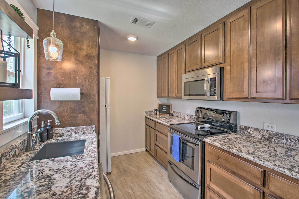 House (2 Bedrooms) photo 2