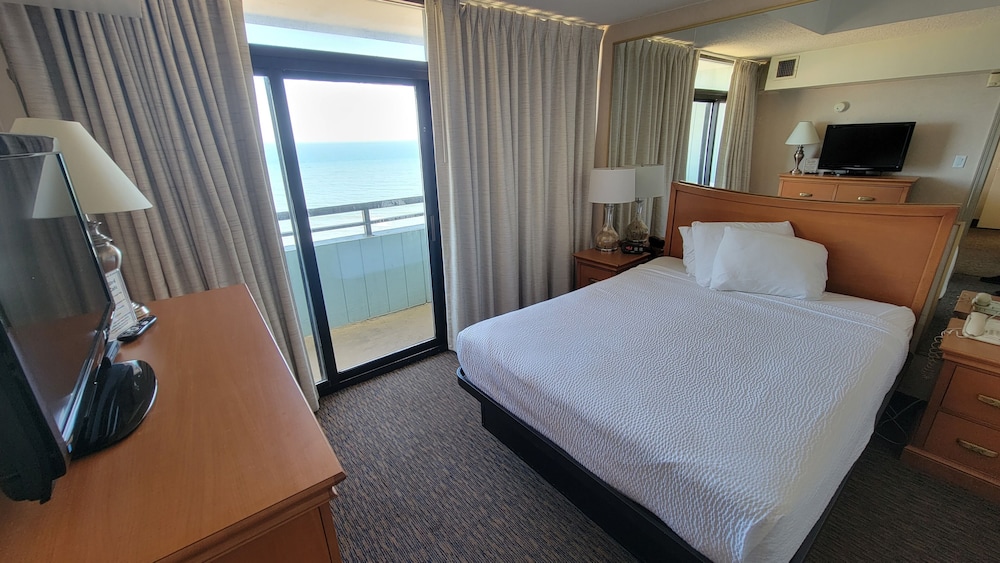 Panoramic Penthouse, 2 Bedrooms, Balcony, Ocean View photo 1