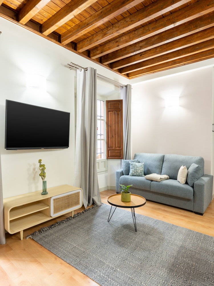 One-Bedroom Apartment (Ground Floor) - Photo 6