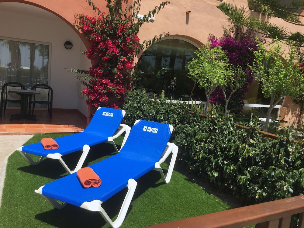 Superior Double Room, Garden Area - Photo 13
